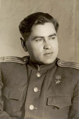 Летчик, Герой Советского Союза Алексей Петрович Маресьев