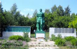 Памятник воину в селе Нигматуллино