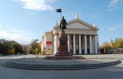 Памятник Александру Невскому в Волгограде. Октябрь 2013 г. Фото: А. Востриков.