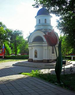 Часовня Георгия Победоносца в парке-музее «Салют, Победа!» (г. Оренбург)