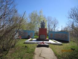 Мемориал в поселке Майский. Май 2015 г.