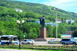 Памятник В. И. Ленину на одноименной площади города Петропавловск-Камчатский. Фото: Владимир Яковлев.