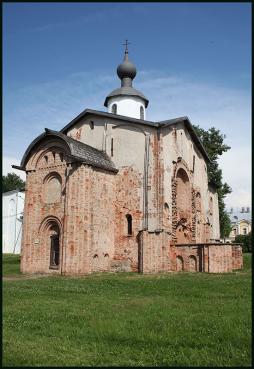 Церковь Параскевы Пятницы на Торгу. Фото: Василий Пирогов.