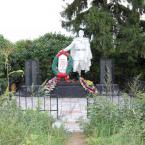 Мемориал воинам, павшим в боях за Родину в деревне Капань. Сентябрь 2010 г.